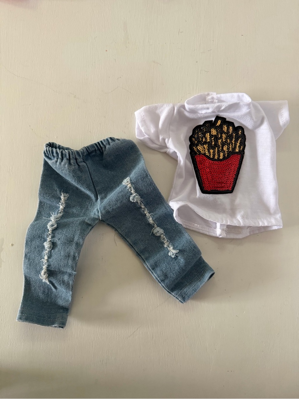 4 Our generation outfits and extras not everything is pictured - Picture 7 of 15